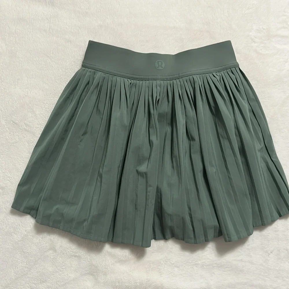 LULULEMON
Varsity High-rise Pleated Tennis Skirt - Picture 2 of 7